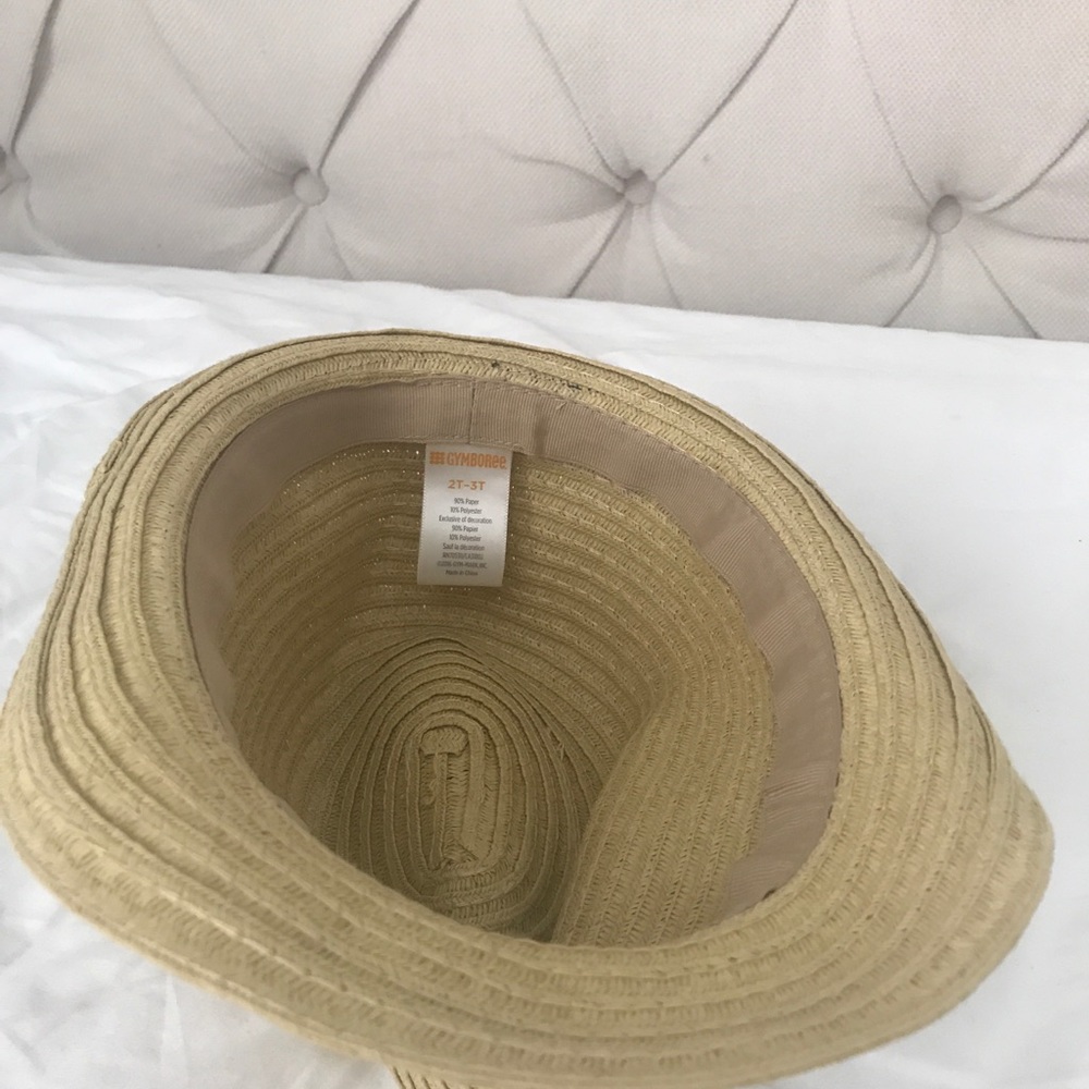 Hat - Picture 4 of 4